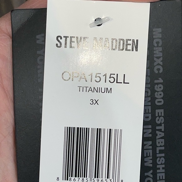 NEW- Steve Madden Plus Size, long puffer jacket / parka detachable hood. Size 3X - Picture 7 of 11